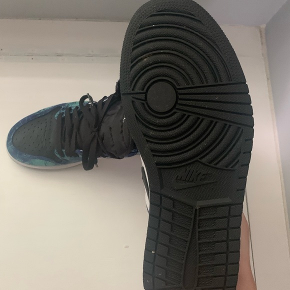 Air Jordan 1 Retro High “Tie-dye” - Picture 2 of 3